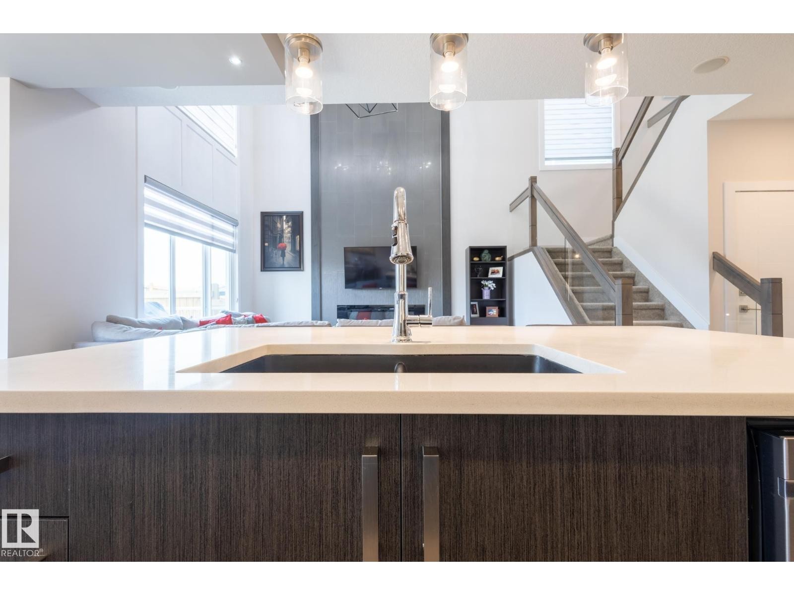 












7432 174 AV NW

,
Edmonton,




Alberta
T5Z0J7

