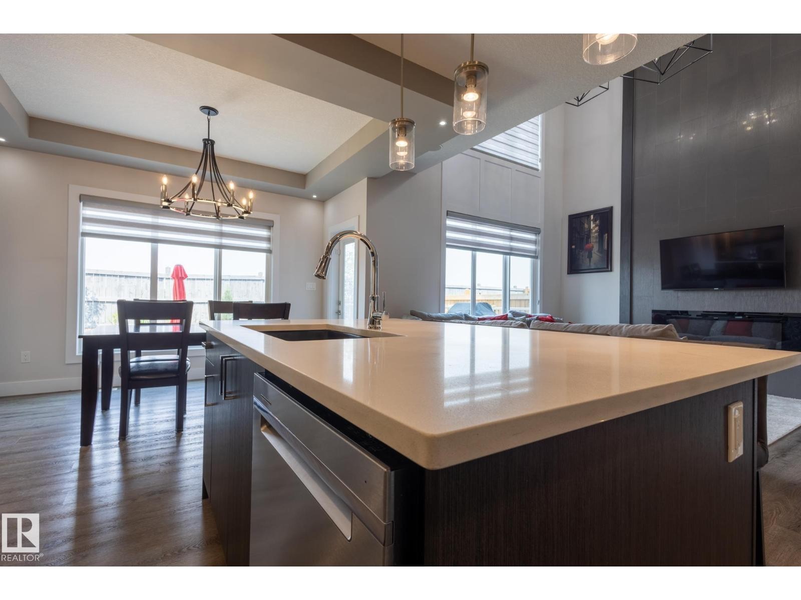 












7432 174 AV NW

,
Edmonton,




Alberta
T5Z0J7

