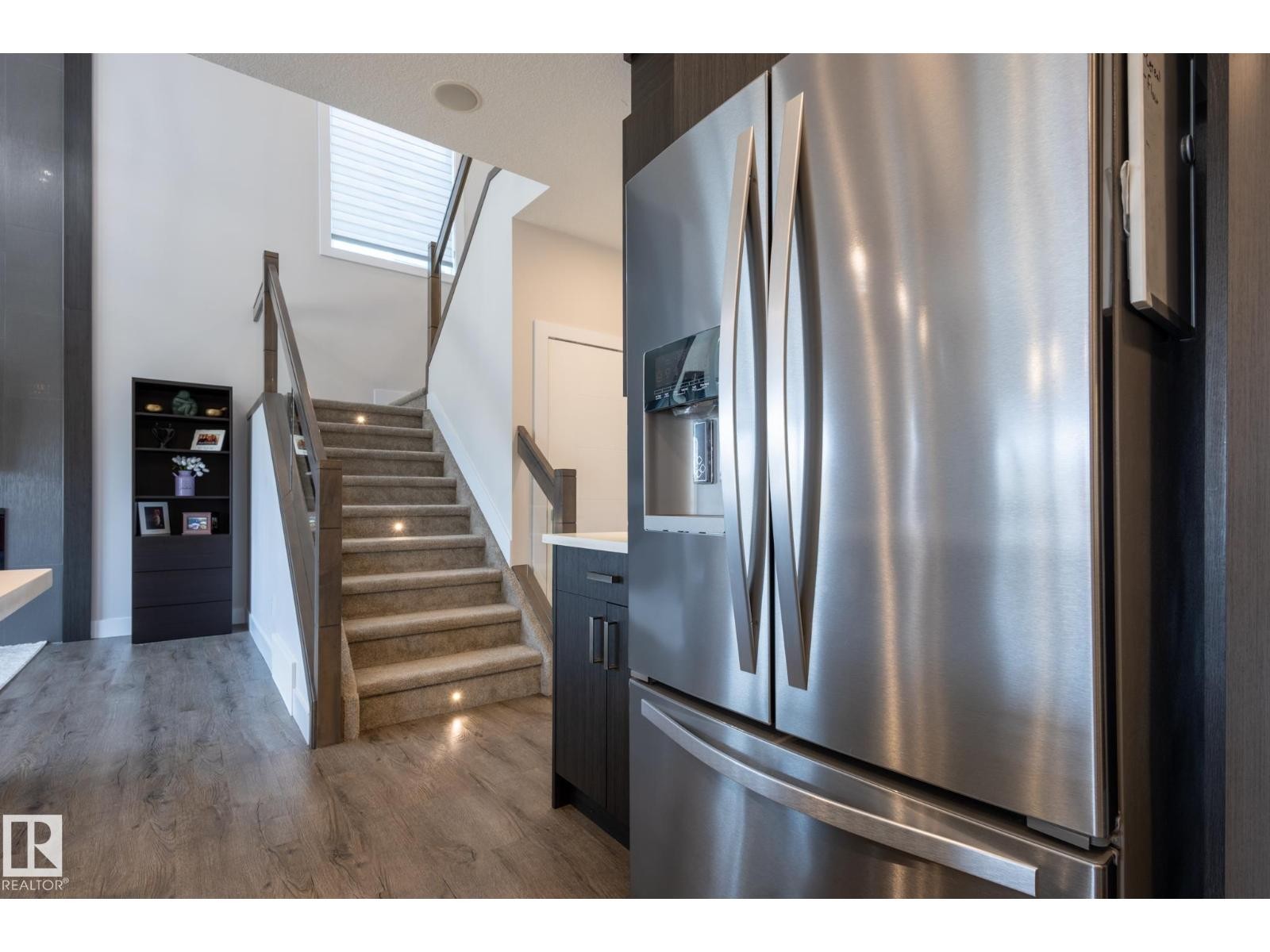 












7432 174 AV NW

,
Edmonton,




Alberta
T5Z0J7

