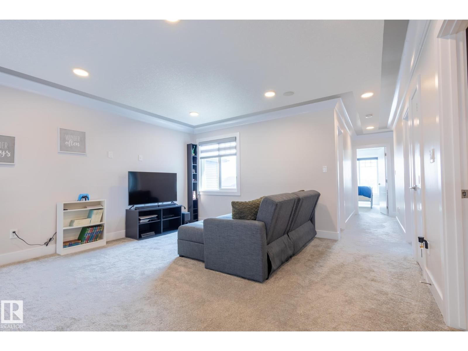 












7432 174 AV NW

,
Edmonton,




Alberta
T5Z0J7


