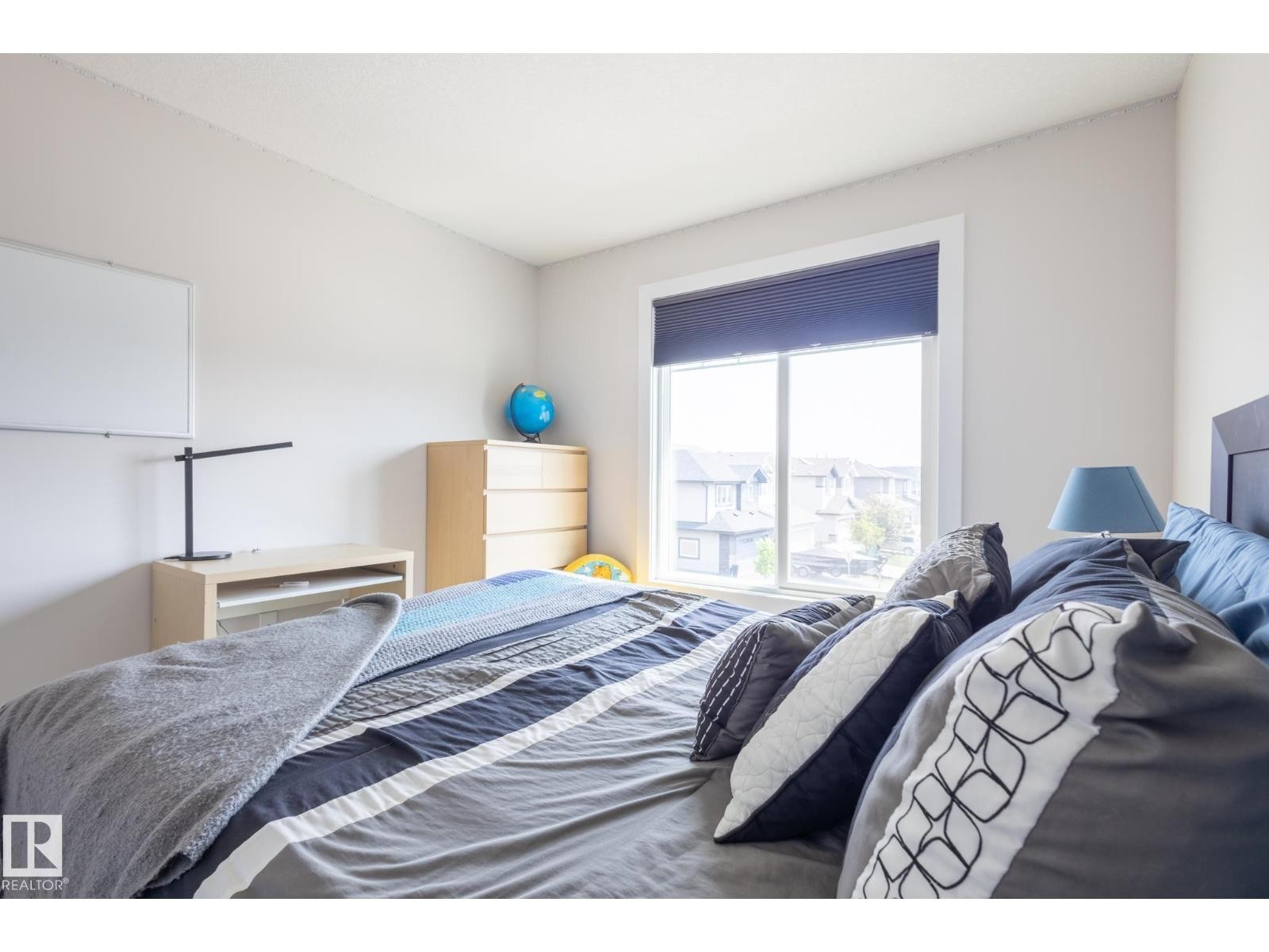 












7432 174 AV NW

,
Edmonton,




Alberta
T5Z0J7

