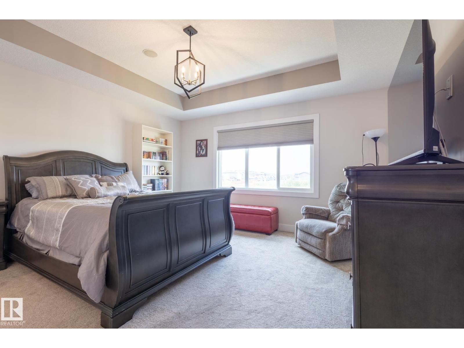 












7432 174 AV NW

,
Edmonton,




Alberta
T5Z0J7

