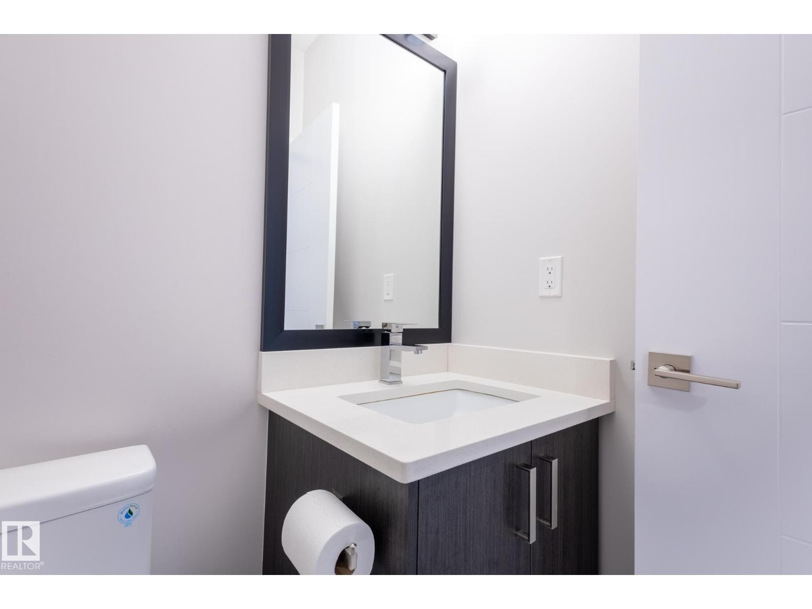 












7432 174 AV NW

,
Edmonton,




Alberta
T5Z0J7

