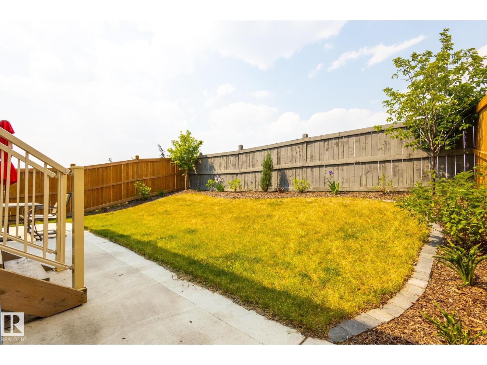 












7432 174 AV NW

,
Edmonton,




Alberta
T5Z0J7

