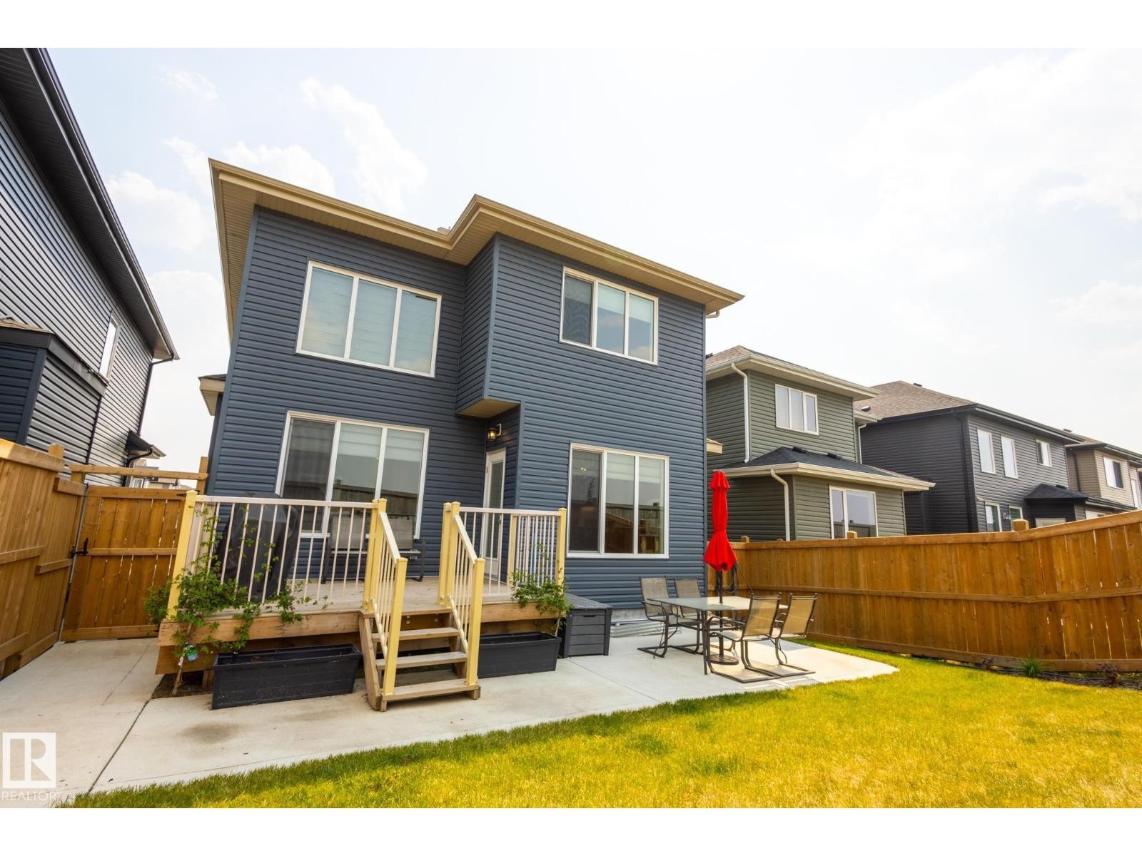 












7432 174 AV NW

,
Edmonton,




Alberta
T5Z0J7

