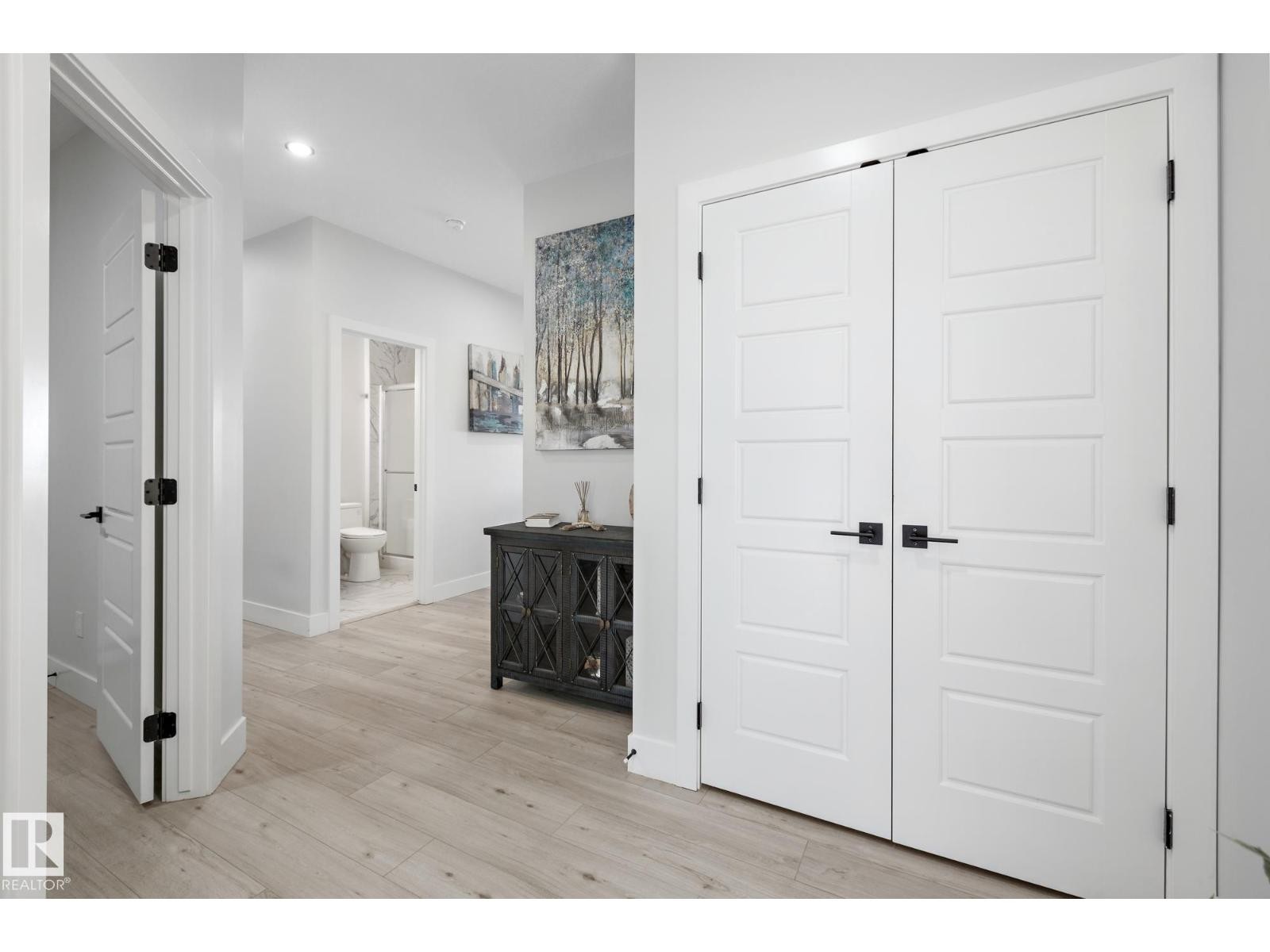 












18204 94 ST NW

,
Edmonton,




Alberta
T5Z0G6

