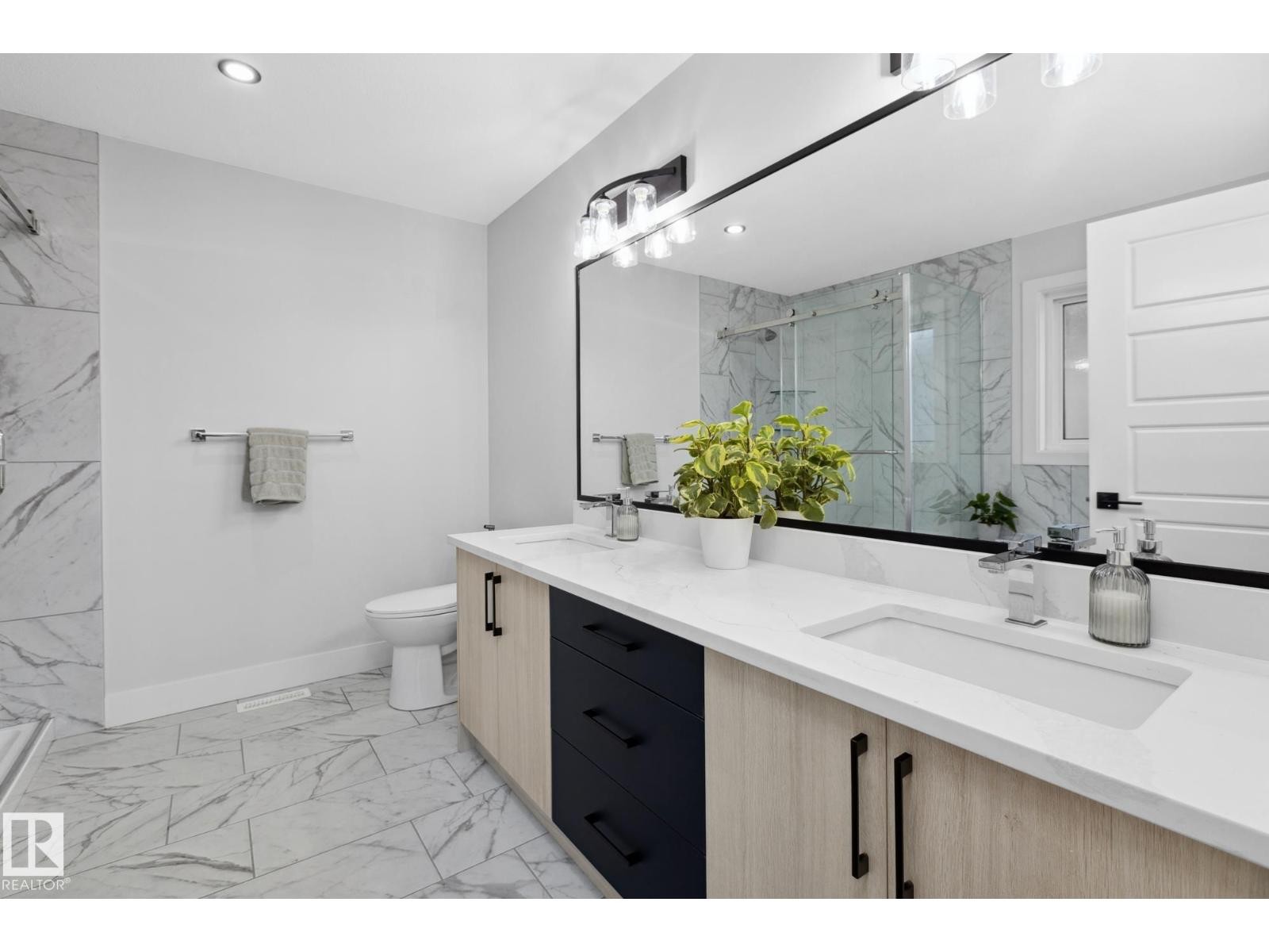 












18204 94 ST NW

,
Edmonton,




Alberta
T5Z0G6


