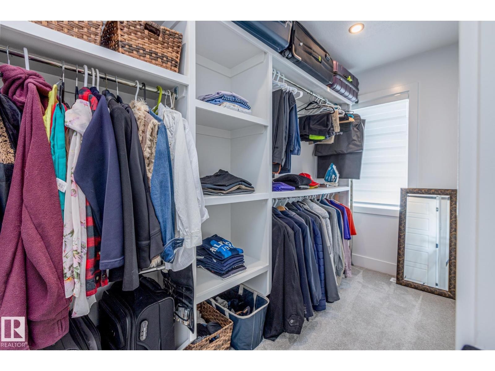 












18204 94 ST NW

,
Edmonton,




Alberta
T5Z0G6

