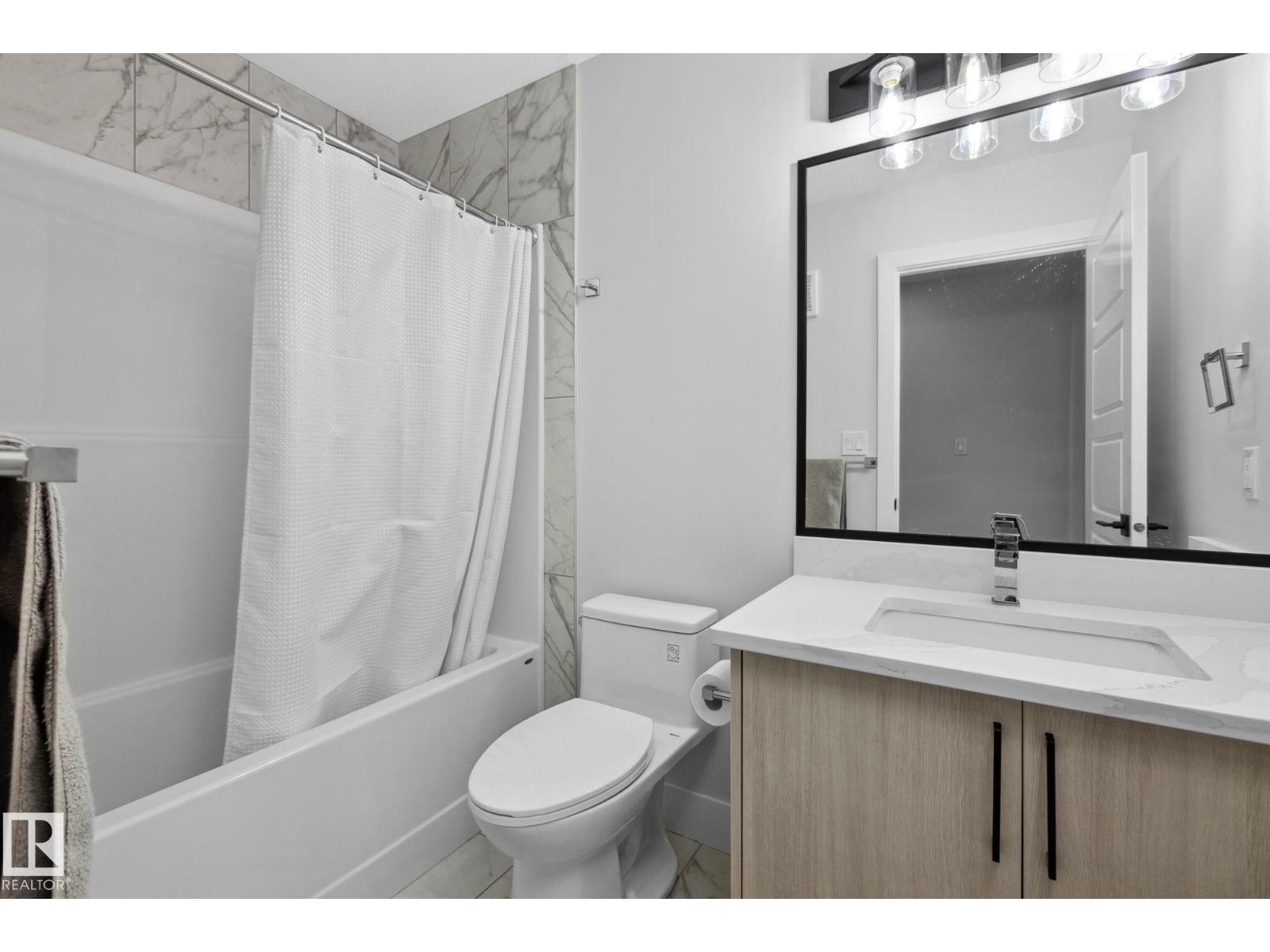 












18204 94 ST NW

,
Edmonton,




Alberta
T5Z0G6

