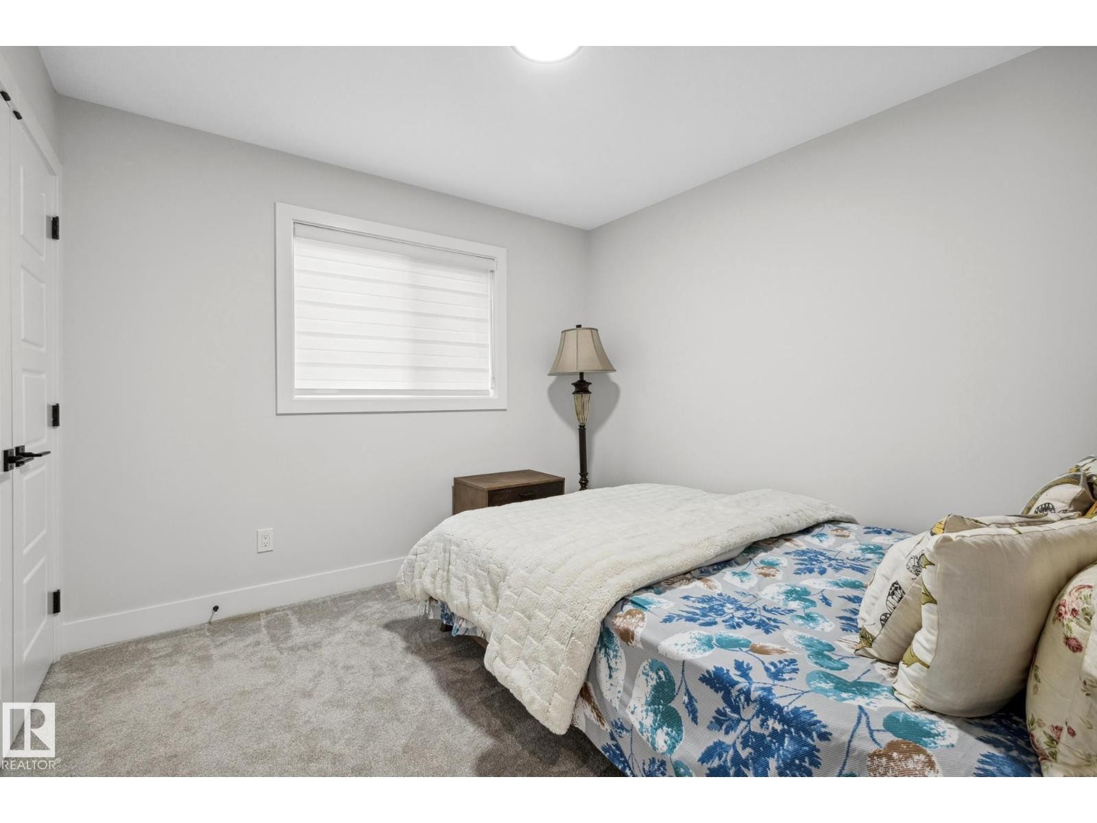 












18204 94 ST NW

,
Edmonton,




Alberta
T5Z0G6

