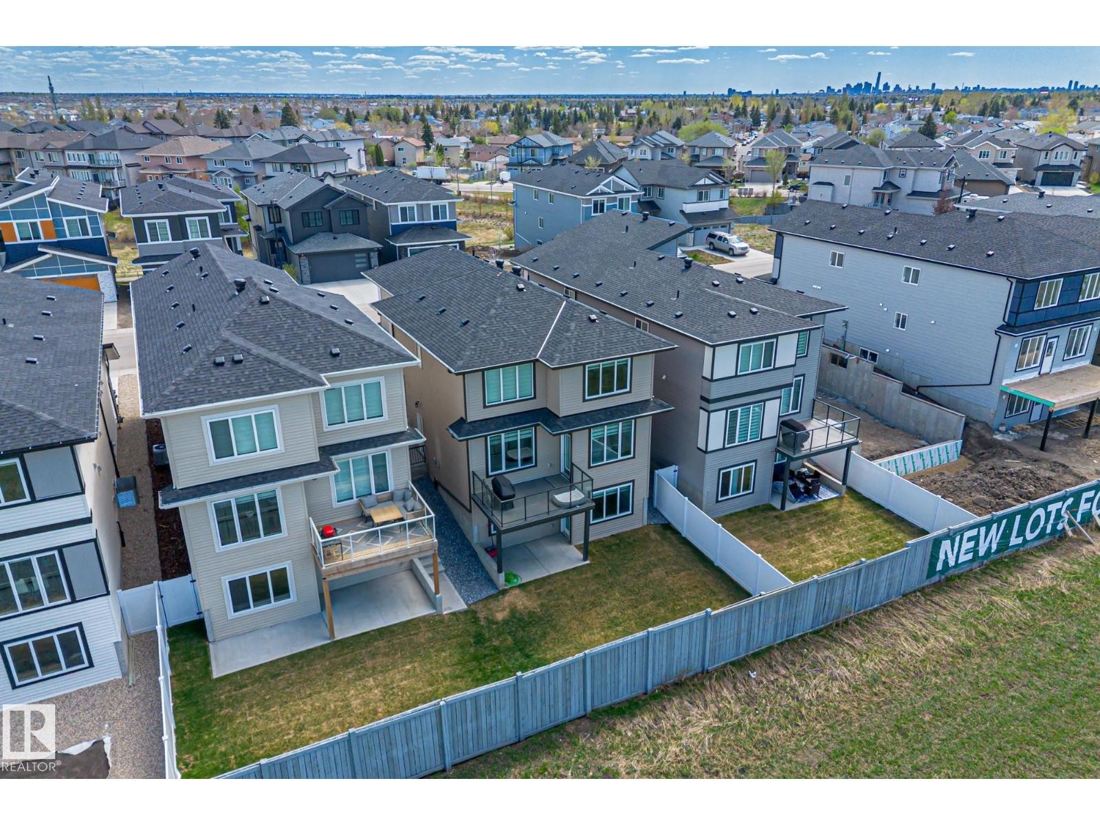 












18204 94 ST NW

,
Edmonton,




Alberta
T5Z0G6

