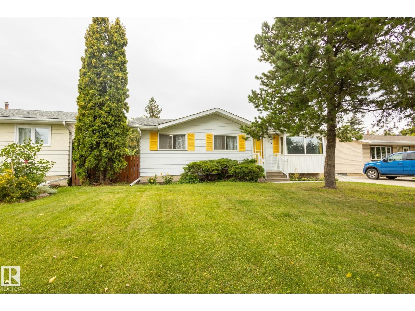 












75 MARION DR

,
Sherwood Park,




Alberta
T8A2G8

