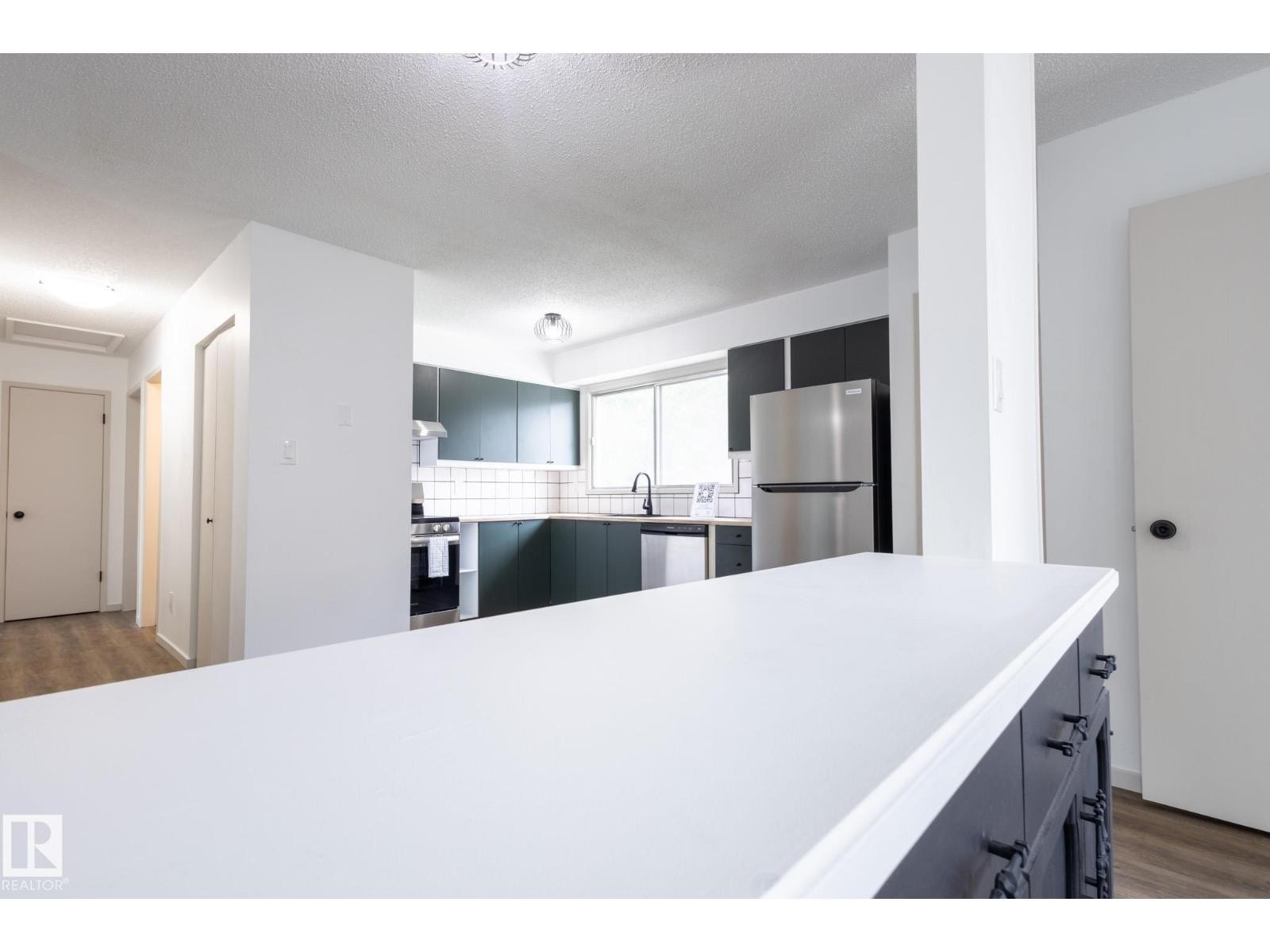 












75 MARION DR

,
Sherwood Park,




Alberta
T8A2G8

