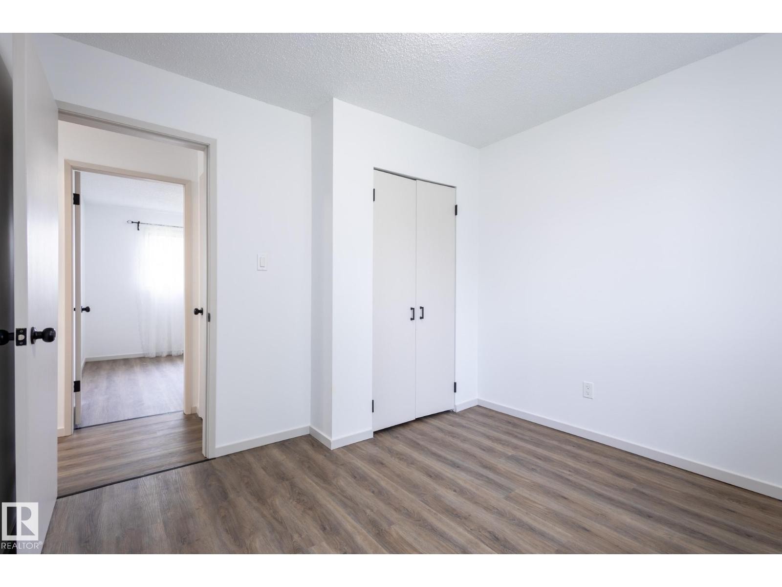 












75 MARION DR

,
Sherwood Park,




Alberta
T8A2G8

