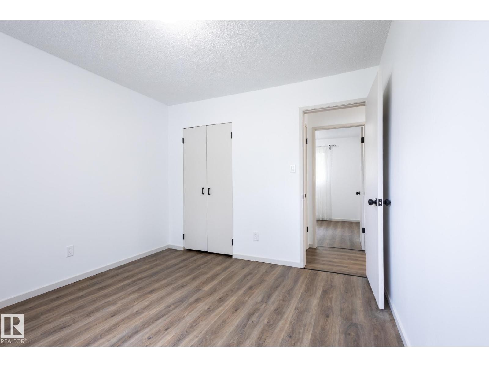 












75 MARION DR

,
Sherwood Park,




Alberta
T8A2G8

