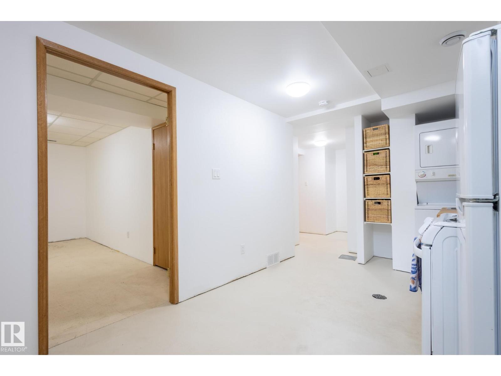 












75 MARION DR

,
Sherwood Park,




Alberta
T8A2G8

