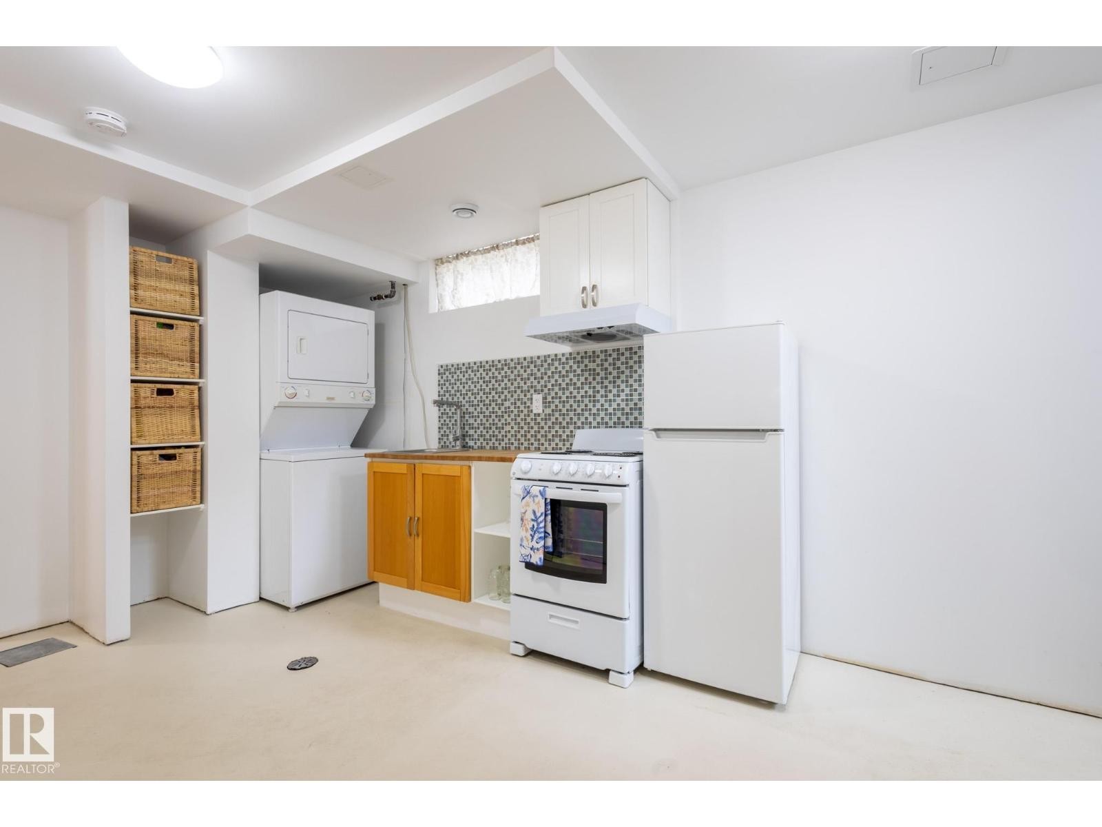 












75 MARION DR

,
Sherwood Park,




Alberta
T8A2G8

