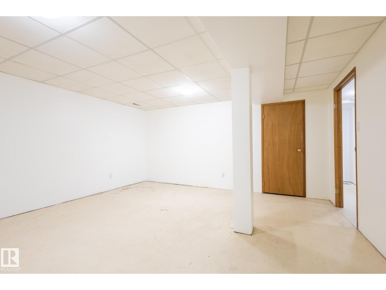 












75 MARION DR

,
Sherwood Park,




Alberta
T8A2G8

