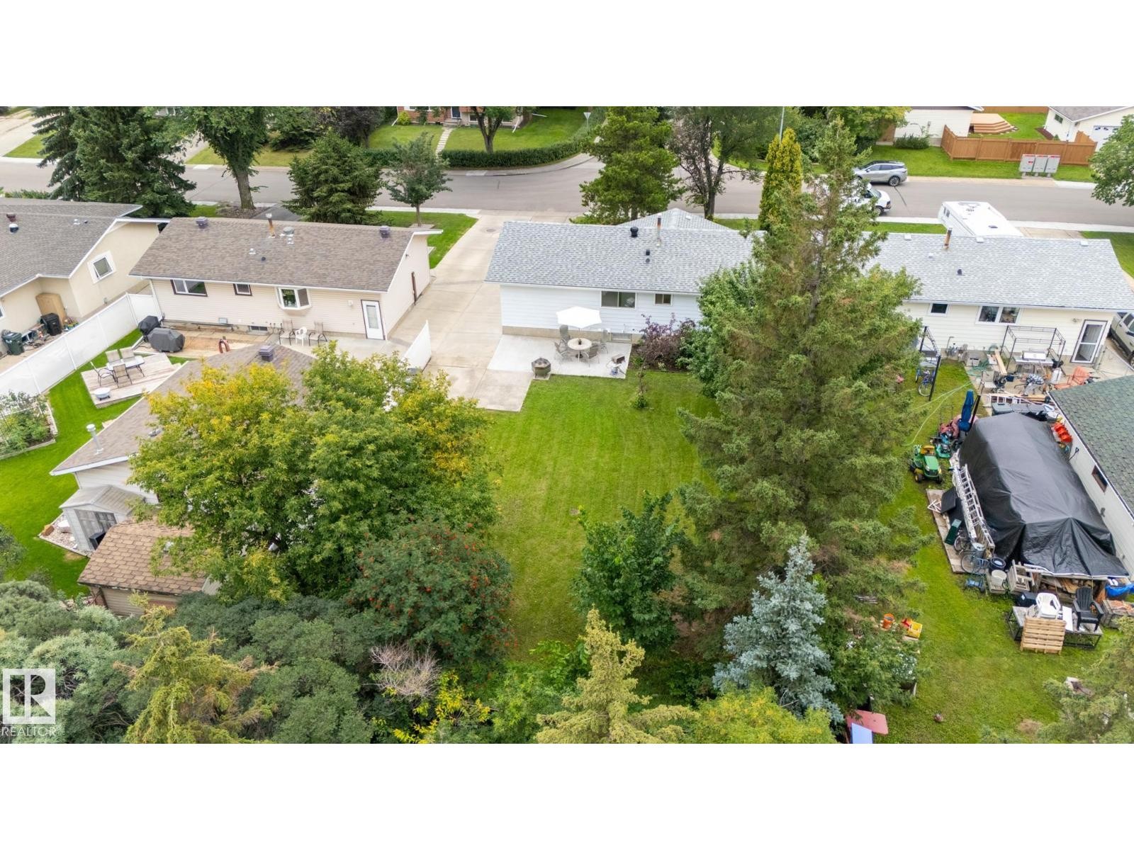 












75 MARION DR

,
Sherwood Park,




Alberta
T8A2G8

