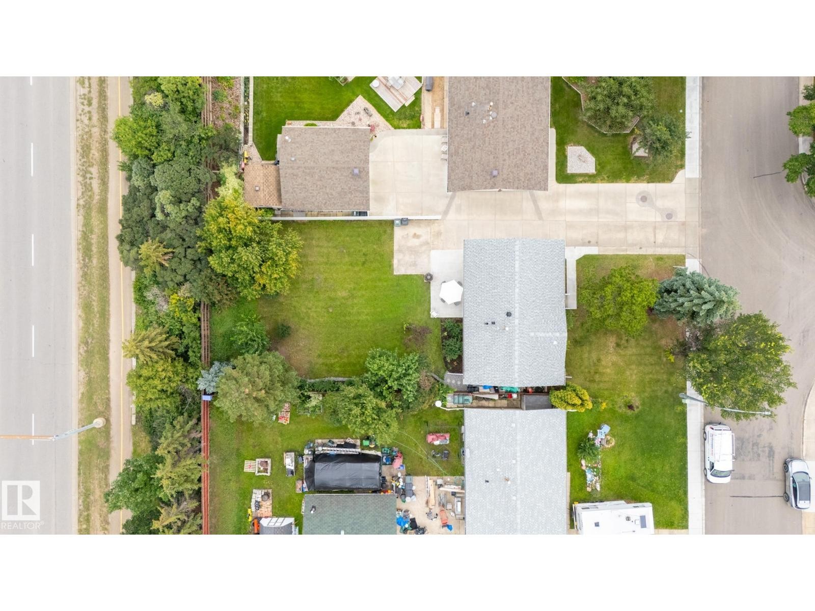 












75 MARION DR

,
Sherwood Park,




Alberta
T8A2G8

