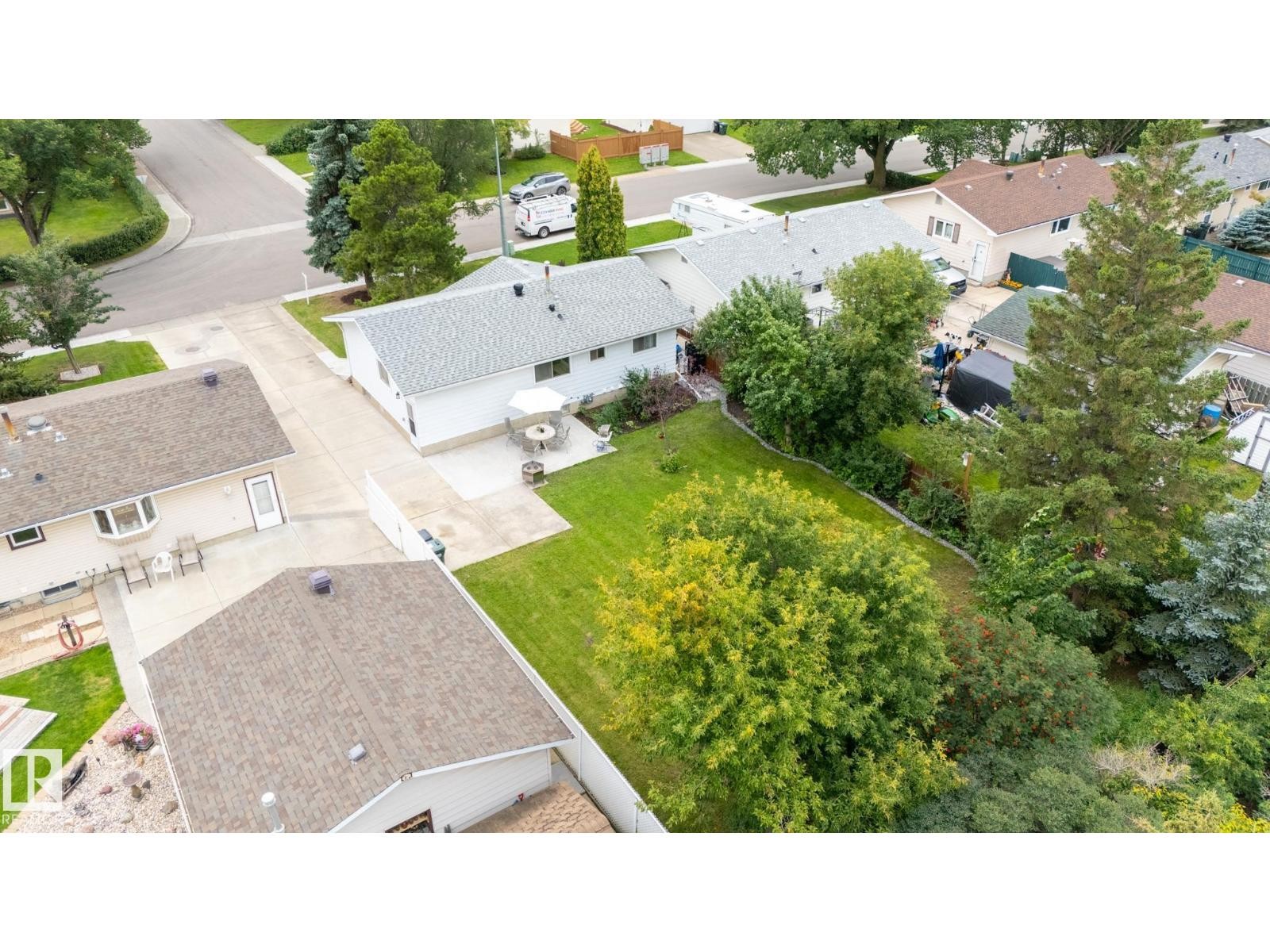 












75 MARION DR

,
Sherwood Park,




Alberta
T8A2G8


