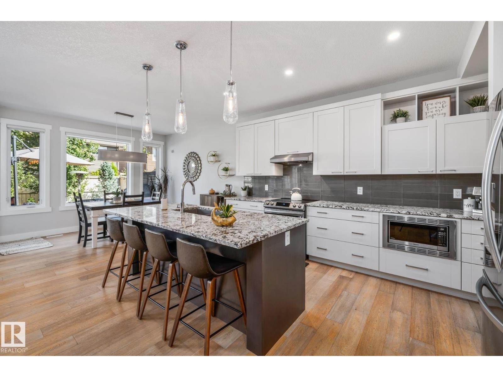 












15 ELISE PL

,
St. Albert,




Alberta
T8N7P5

