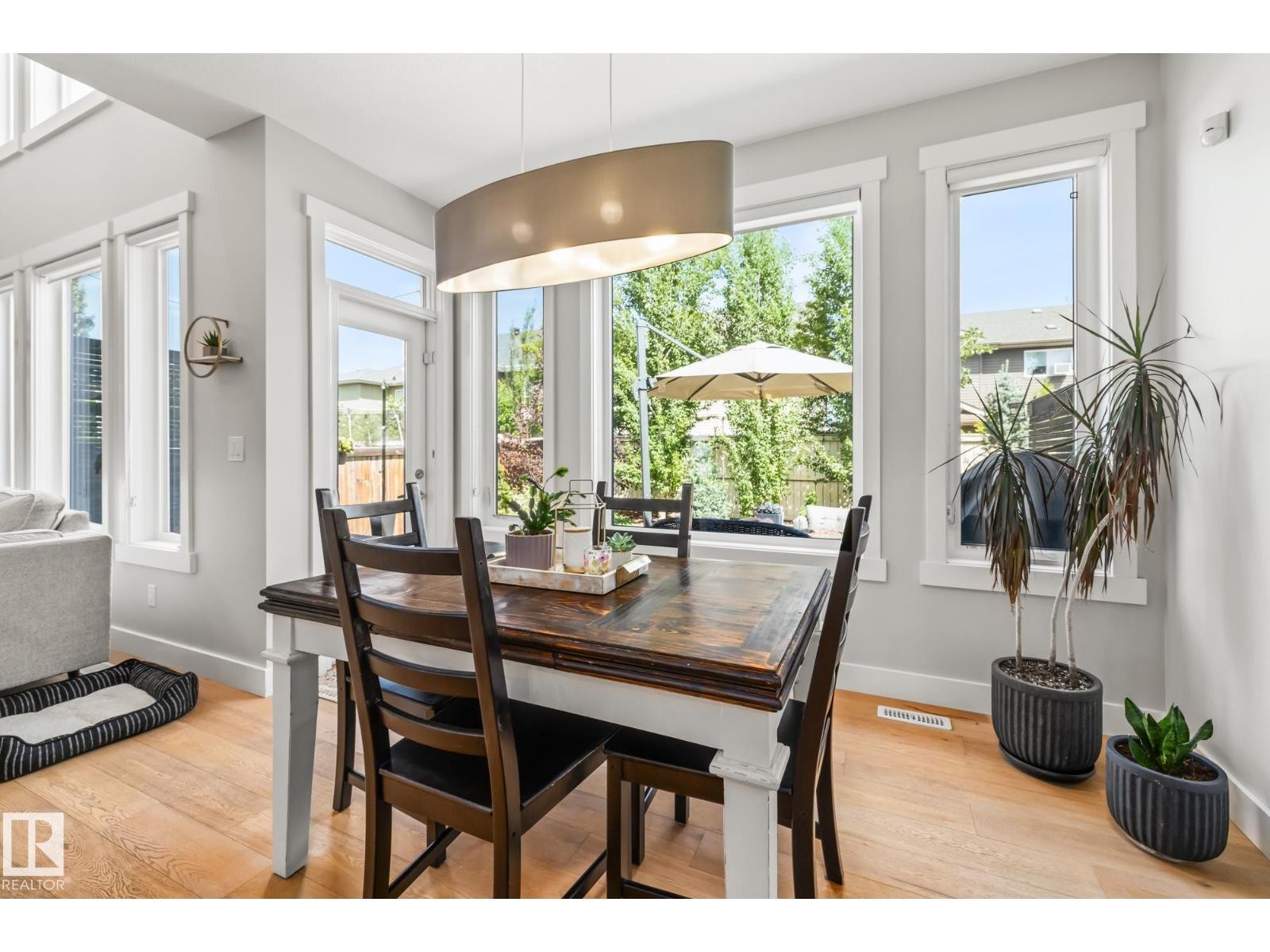 












15 ELISE PL

,
St. Albert,




Alberta
T8N7P5

