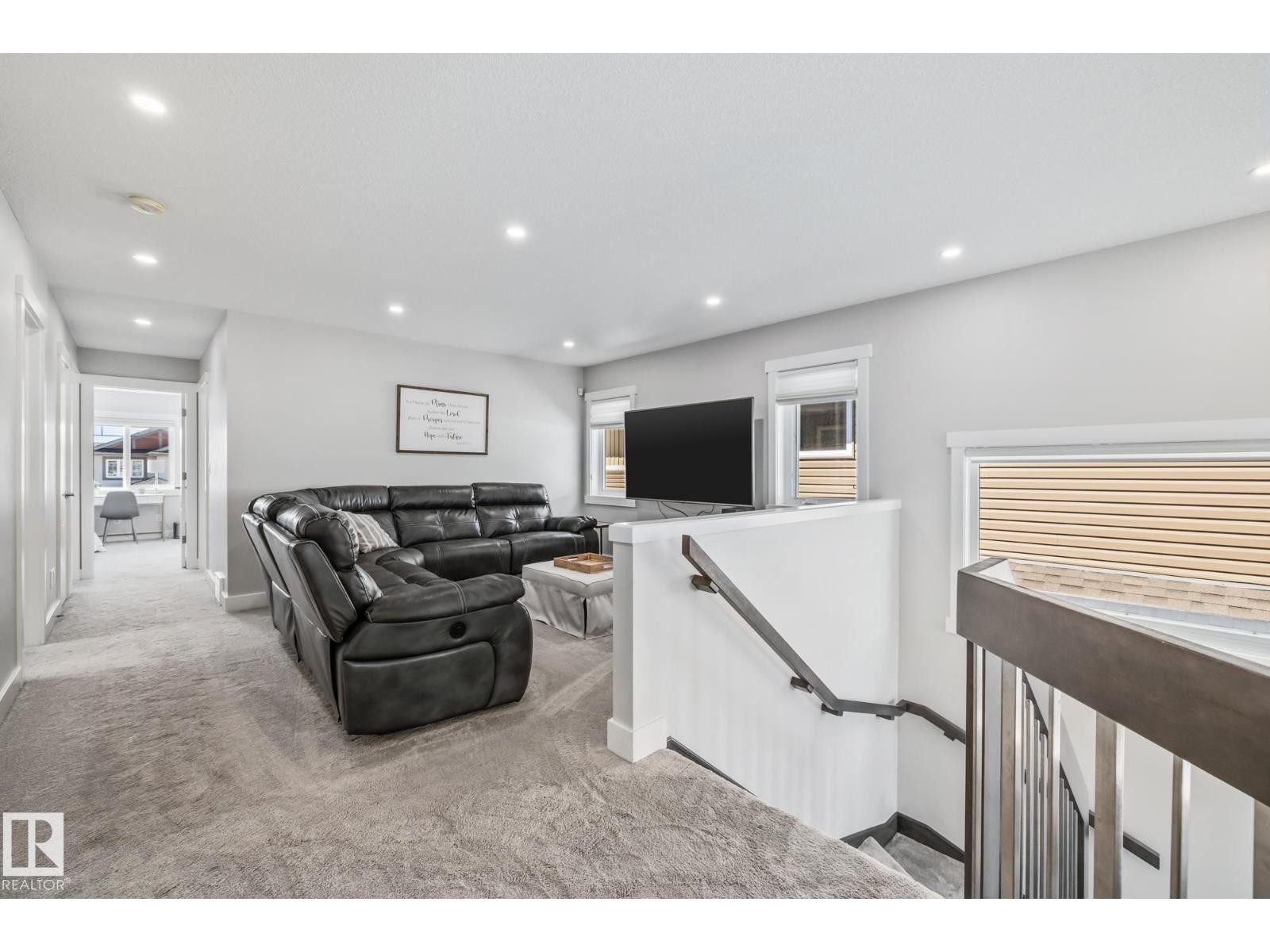 












15 ELISE PL

,
St. Albert,




Alberta
T8N7P5

