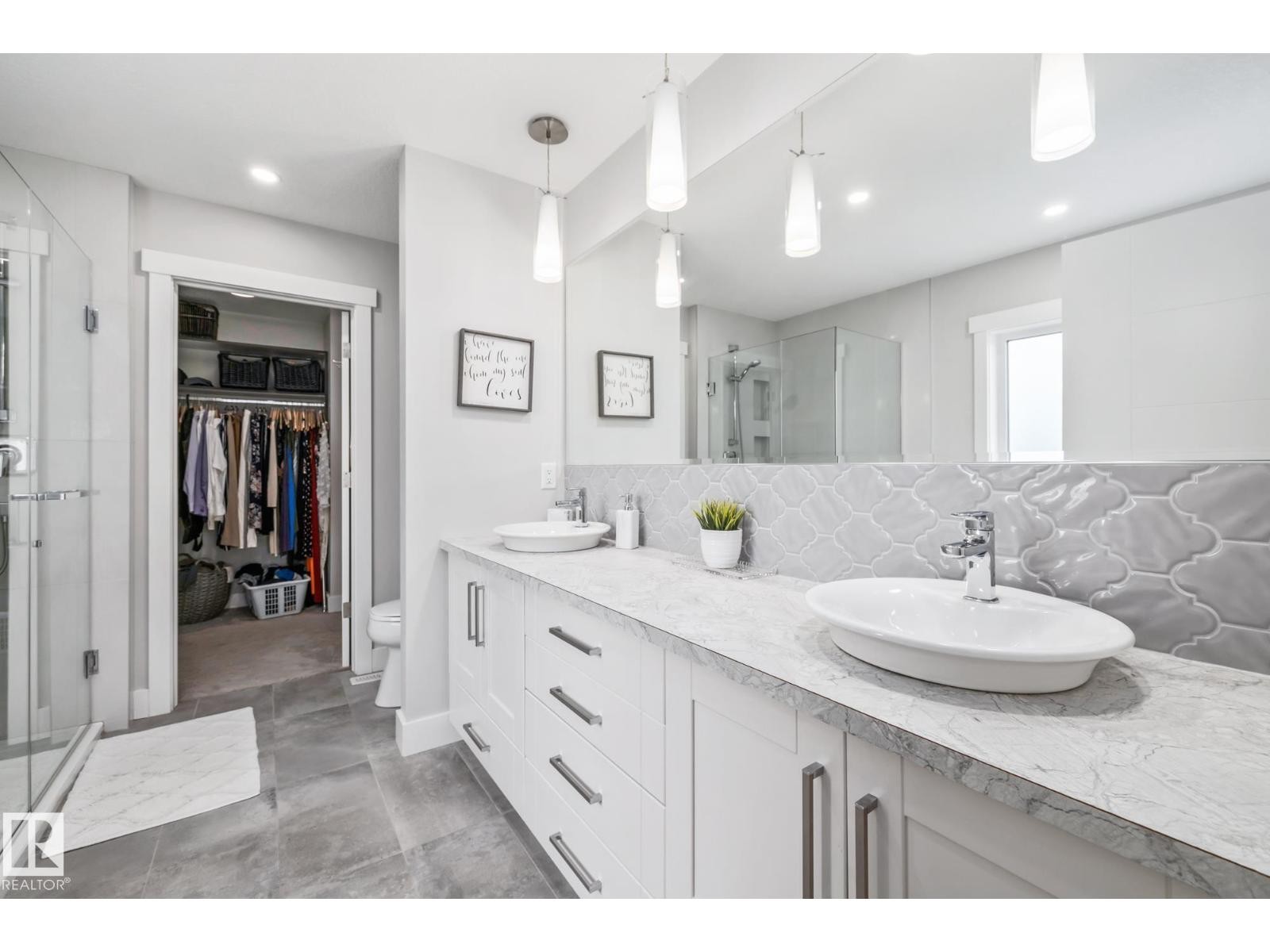 












15 ELISE PL

,
St. Albert,




Alberta
T8N7P5

