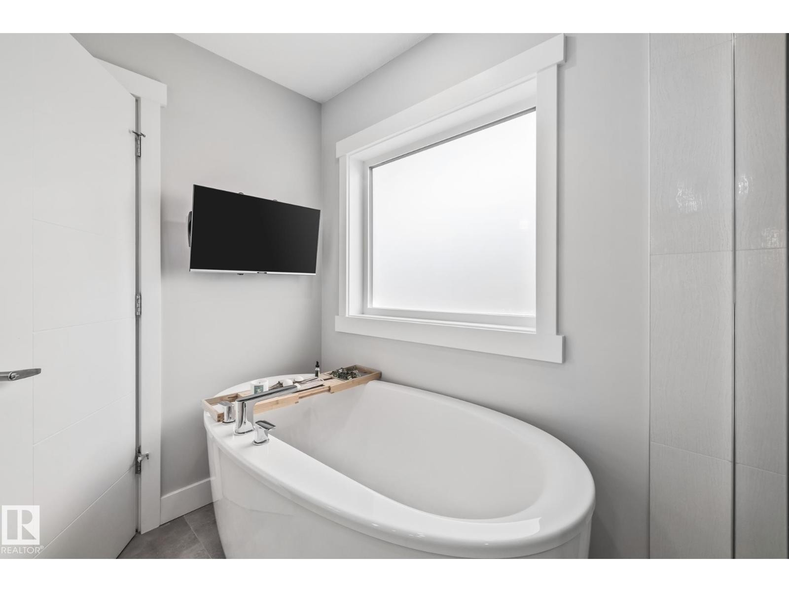 












15 ELISE PL

,
St. Albert,




Alberta
T8N7P5

