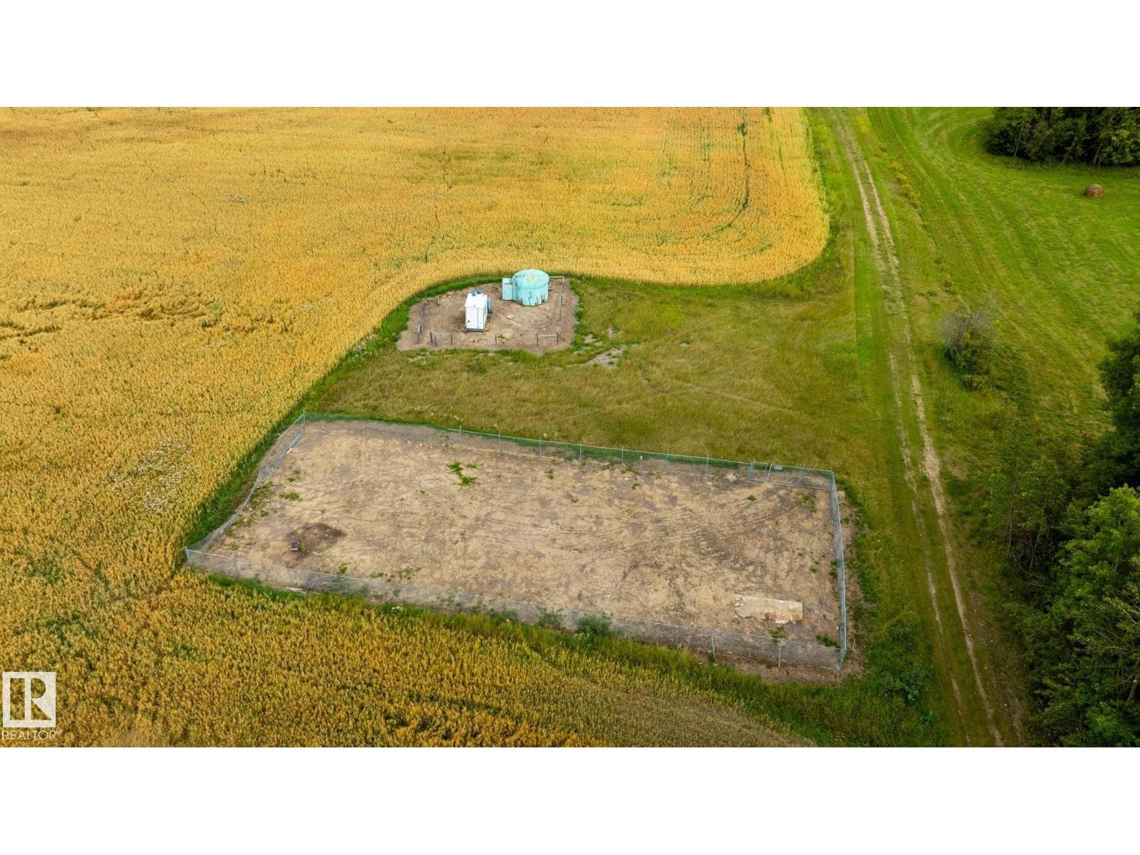 












RR 224 Twp Rd 664

,
Rural Athabasca County,







Alberta
T9R1R7

