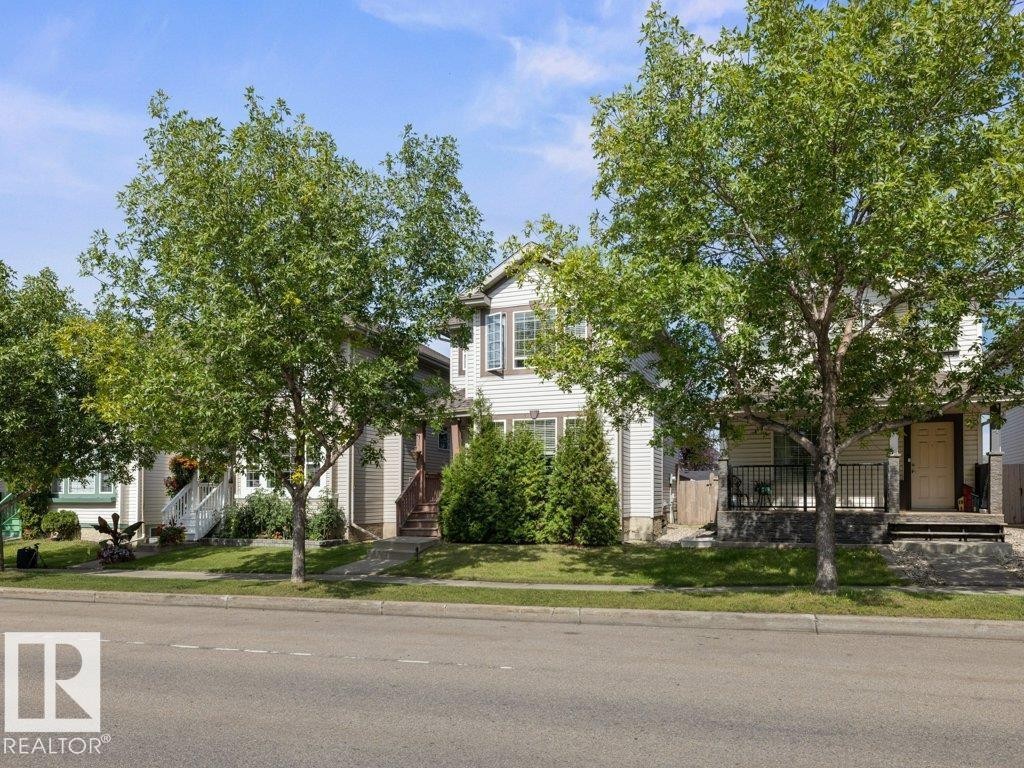 












28 BETHEL DR

,
Sherwood Park,




Alberta
T8H2G7

