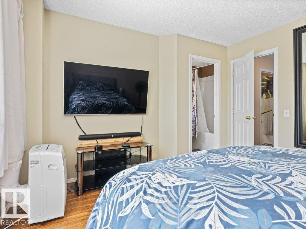 












28 BETHEL DR

,
Sherwood Park,




Alberta
T8H2G7

