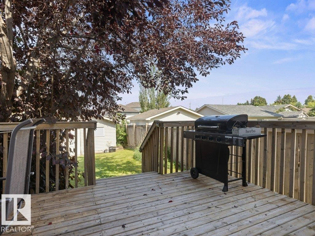 












28 BETHEL DR

,
Sherwood Park,




Alberta
T8H2G7

