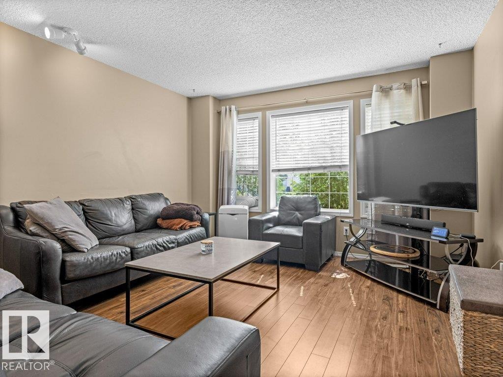 












28 BETHEL DR

,
Sherwood Park,




Alberta
T8H2G7

