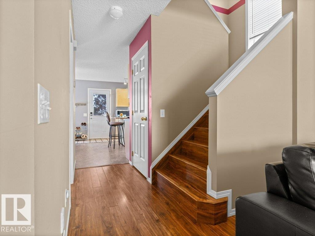 












28 BETHEL DR

,
Sherwood Park,




Alberta
T8H2G7

