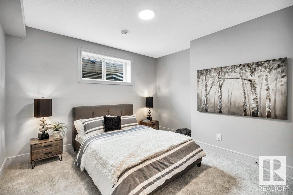 












112 HEMINGWAY CR

,
Spruce Grove,




Alberta
T7X3W3

