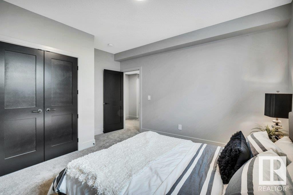 












112 HEMINGWAY CR

,
Spruce Grove,




Alberta
T7X3W3

