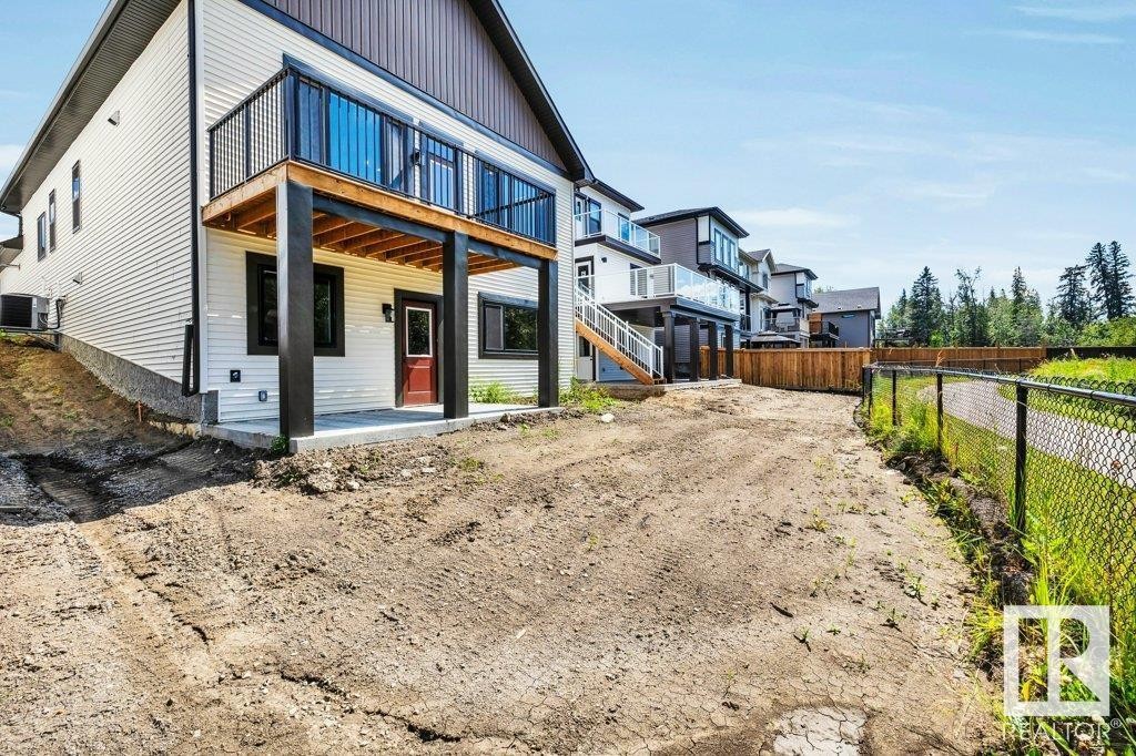 












112 HEMINGWAY CR

,
Spruce Grove,




Alberta
T7X3W3

