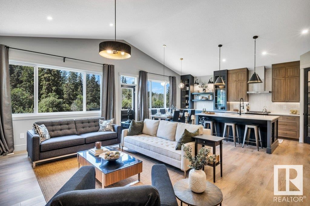 












112 HEMINGWAY CR

,
Spruce Grove,




Alberta
T7X3W3

