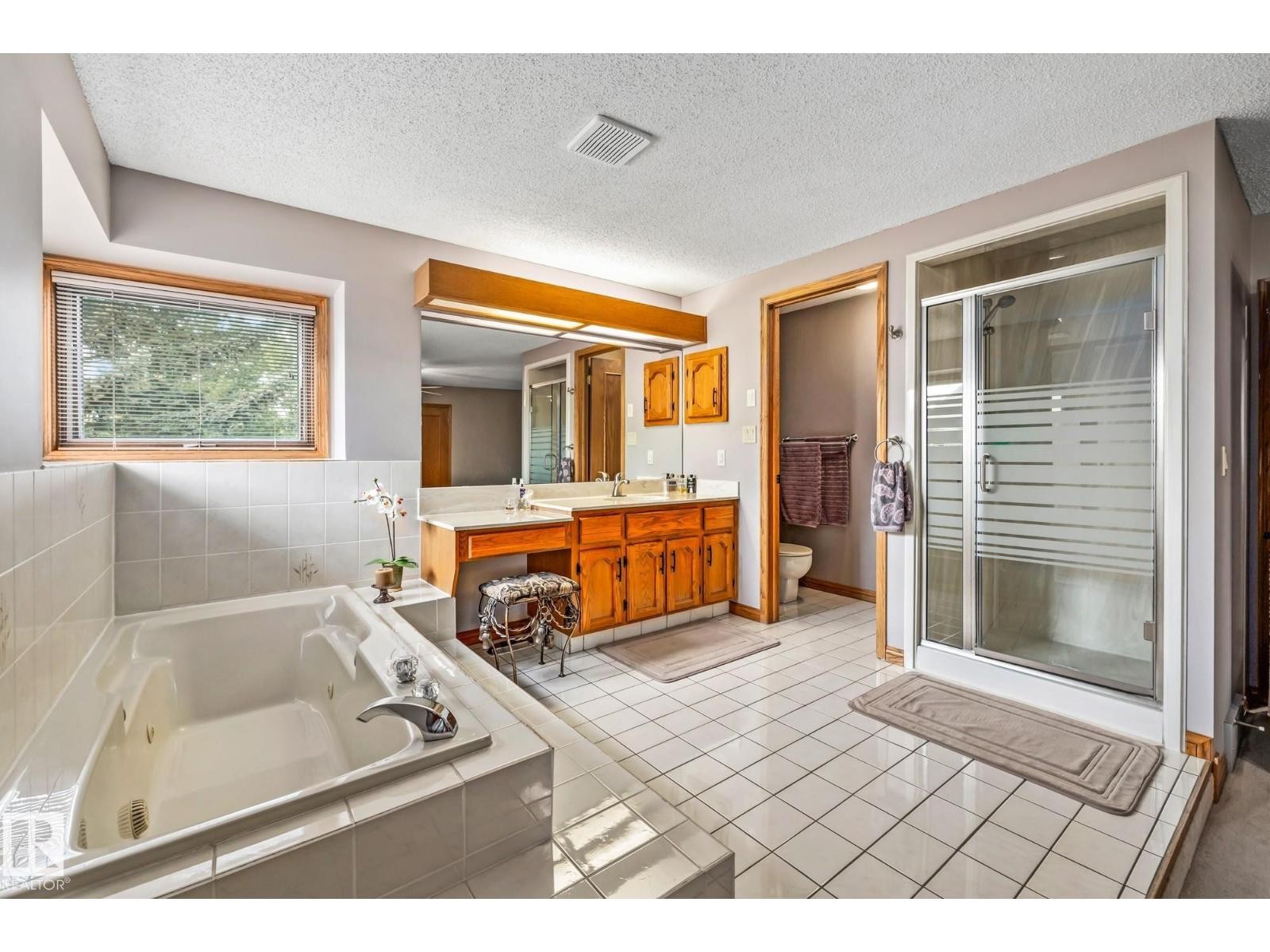












3 Durand PL

,
St. Albert,




Alberta
T8N4V5

