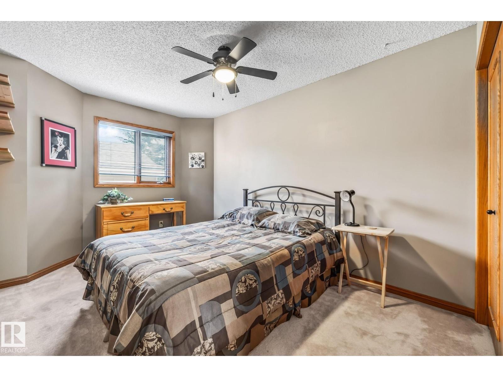 












3 Durand PL

,
St. Albert,




Alberta
T8N4V5

