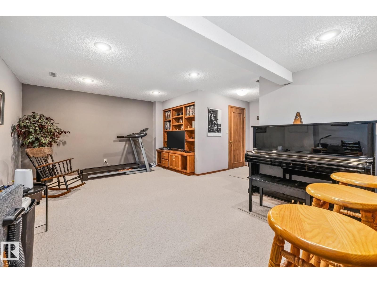 












3 Durand PL

,
St. Albert,




Alberta
T8N4V5

