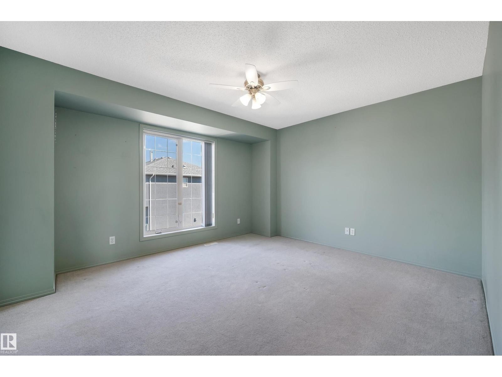 












#3 15128 22 ST NW

,
Edmonton,




Alberta
T5Y2W5

