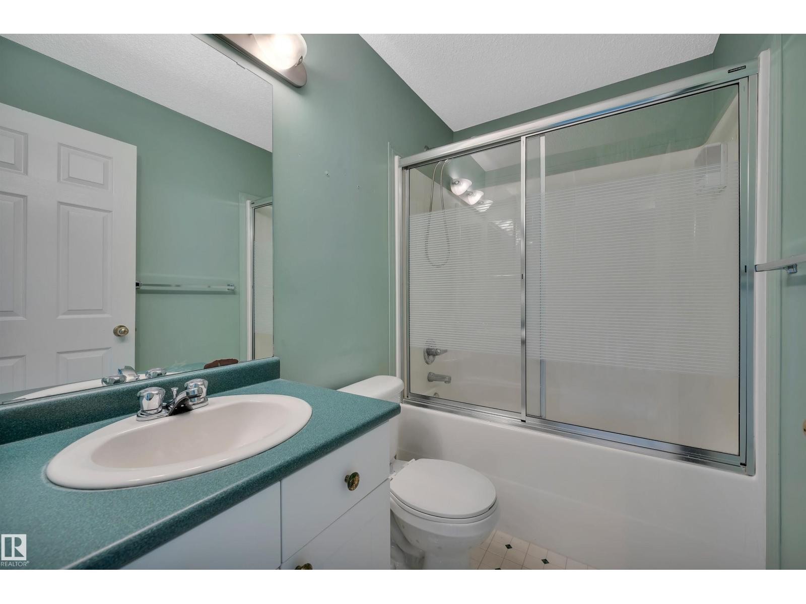 












#3 15128 22 ST NW

,
Edmonton,




Alberta
T5Y2W5

