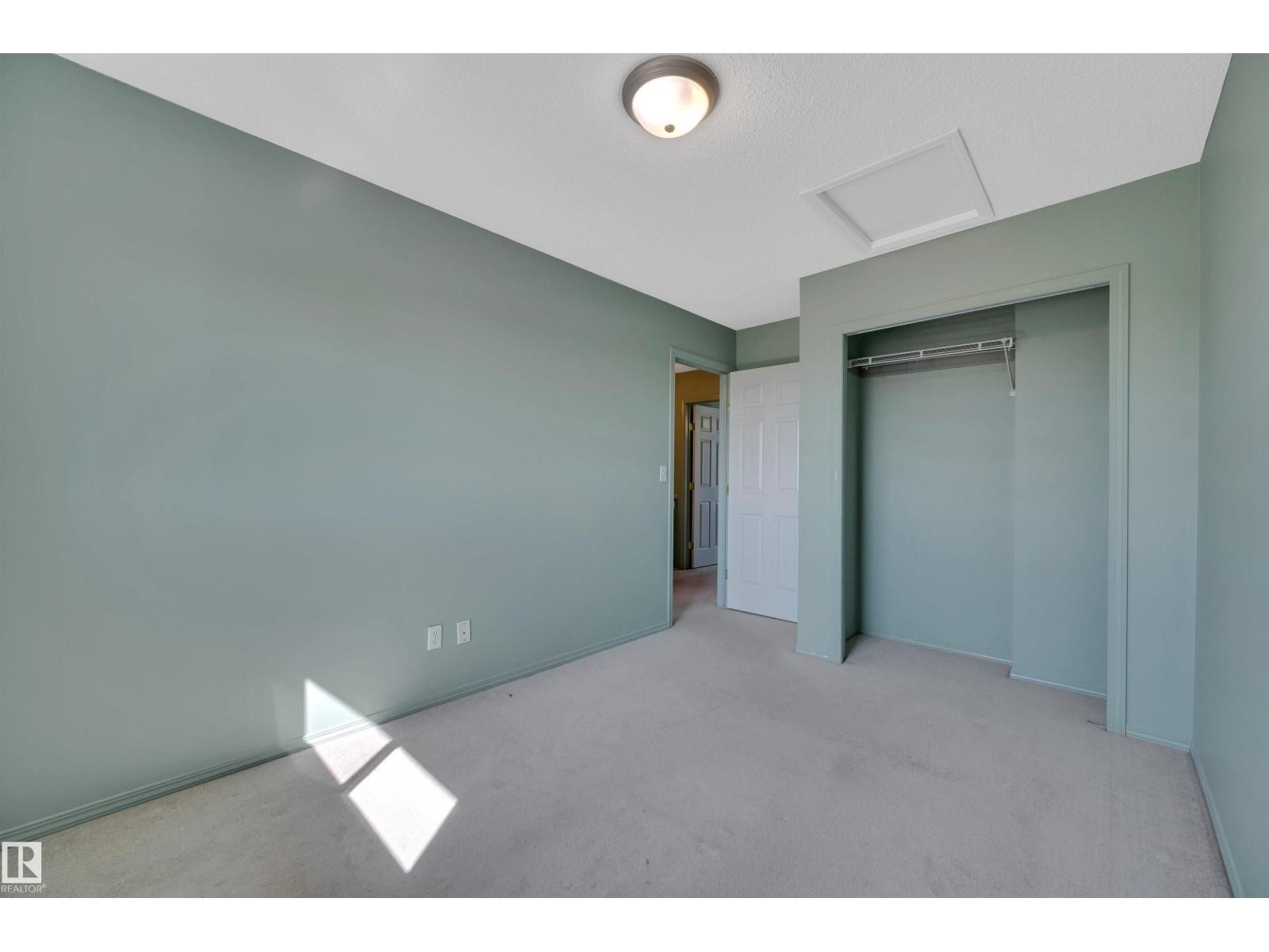 












#3 15128 22 ST NW

,
Edmonton,




Alberta
T5Y2W5

