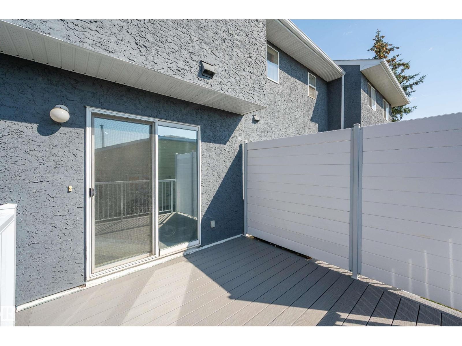 












#3 15128 22 ST NW

,
Edmonton,




Alberta
T5Y2W5

