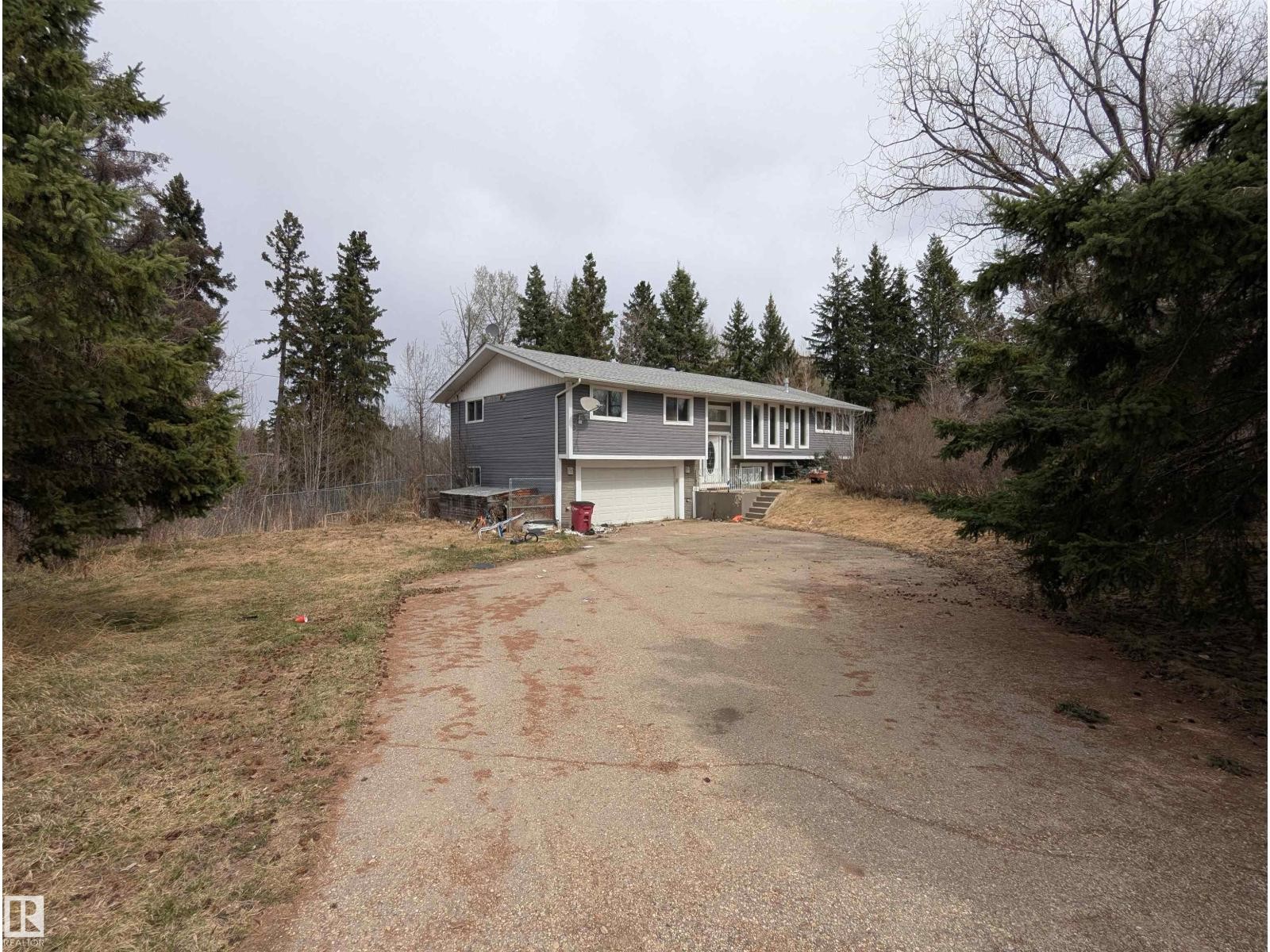 












#2 52414 RGE ROAD 20

,
Rural Parkland County,




Alberta
T0E0H0


