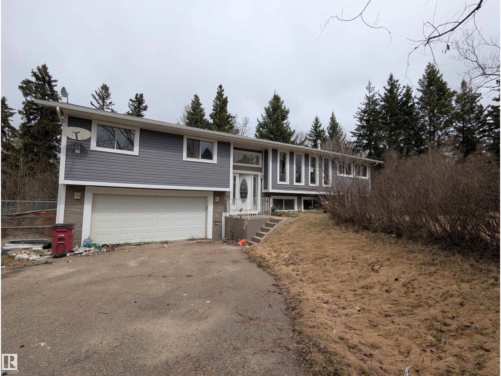 












#2 52414 RGE ROAD 20

,
Rural Parkland County,




Alberta
T0E0H0

