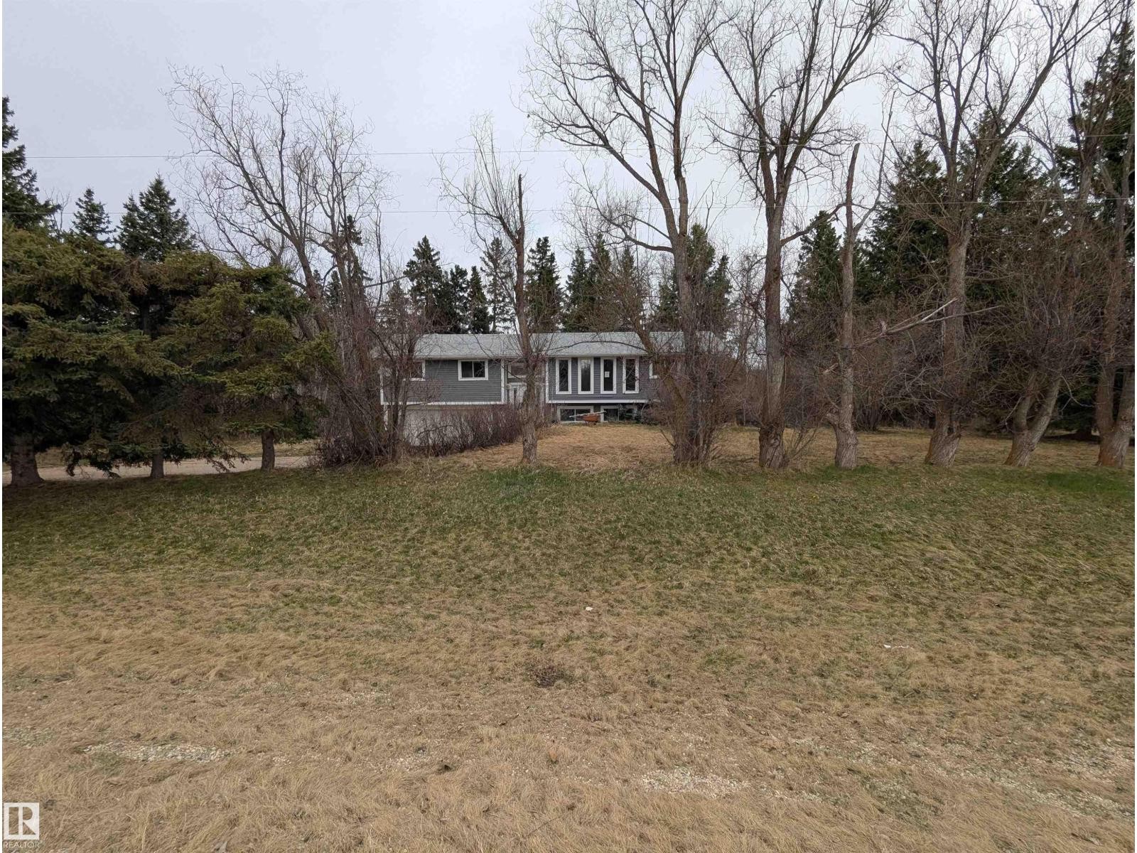












#2 52414 RGE ROAD 20

,
Rural Parkland County,




Alberta
T0E0H0

